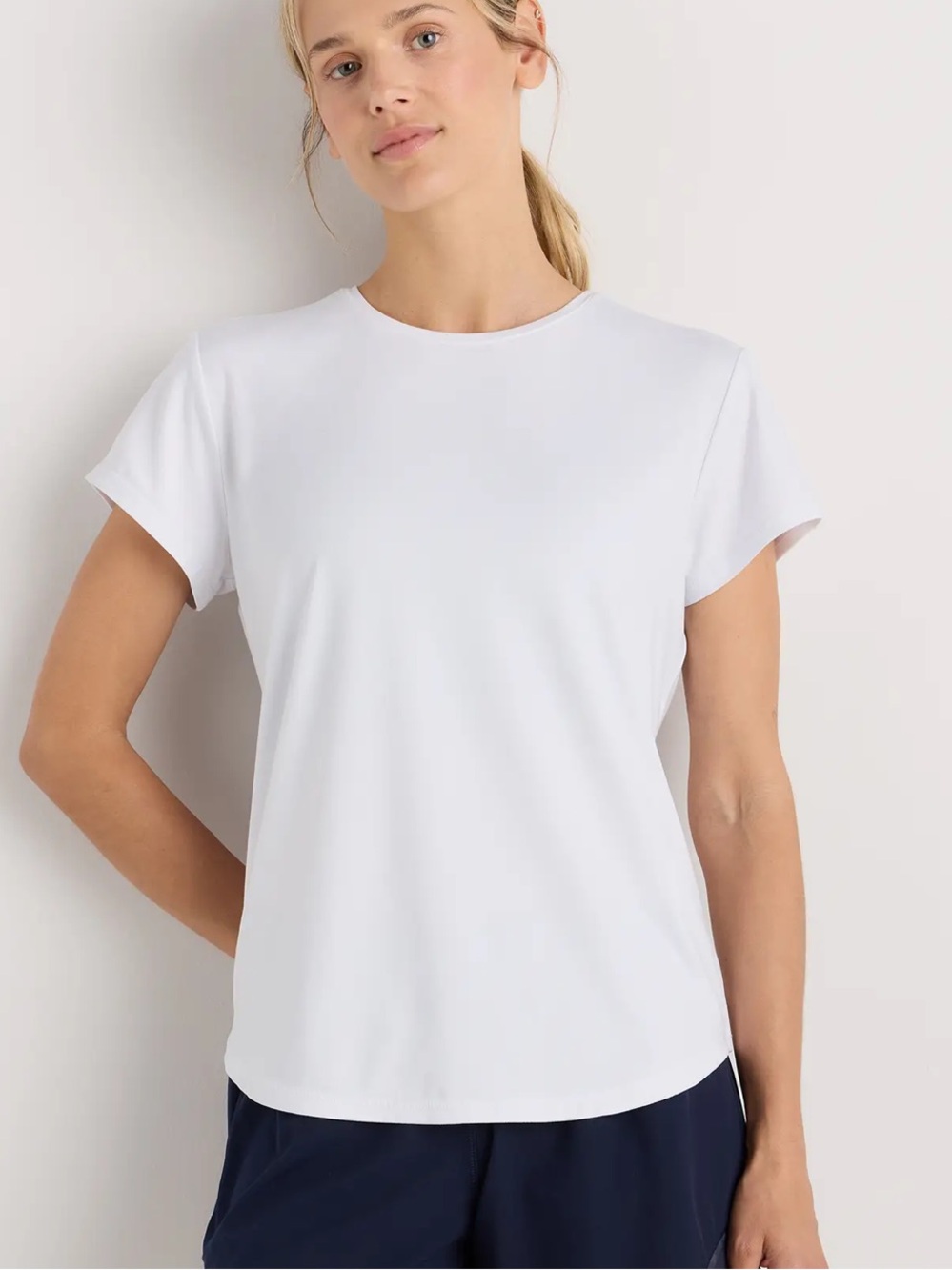 NWT Quince Flowknit breeze tee white large